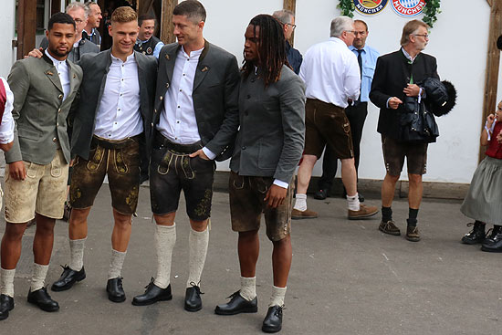 Serge Gnabry, Joshua Kimmich, Robert Lewandowski und Renato Sanches(Foto: Martin Schmitz)